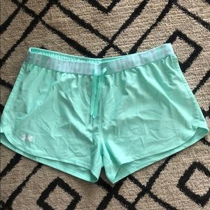 Mint under armour shorts